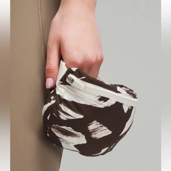 Packlable Run Jacket - Picture 7 of 13